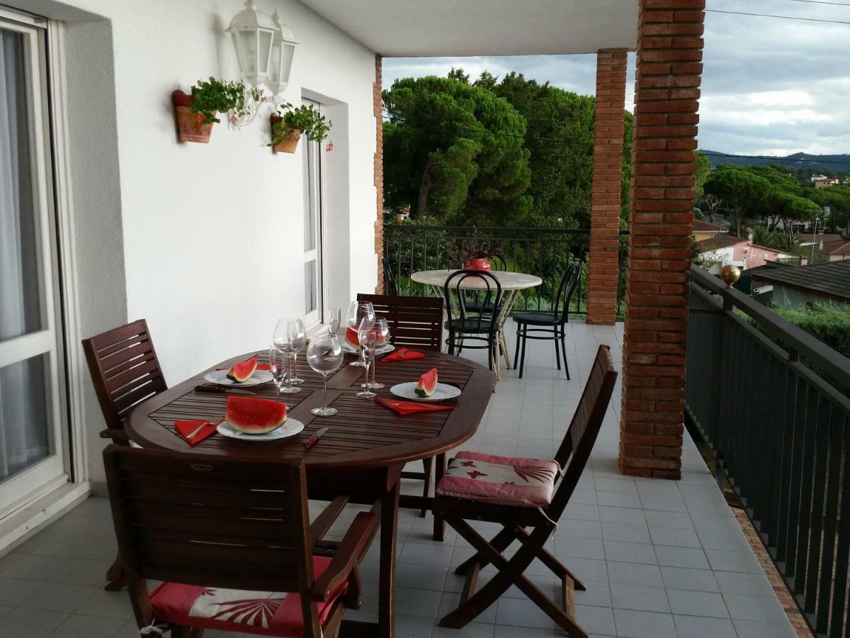 Villa Fabiola Fogas de Tordera ภายนอก รูปภาพ